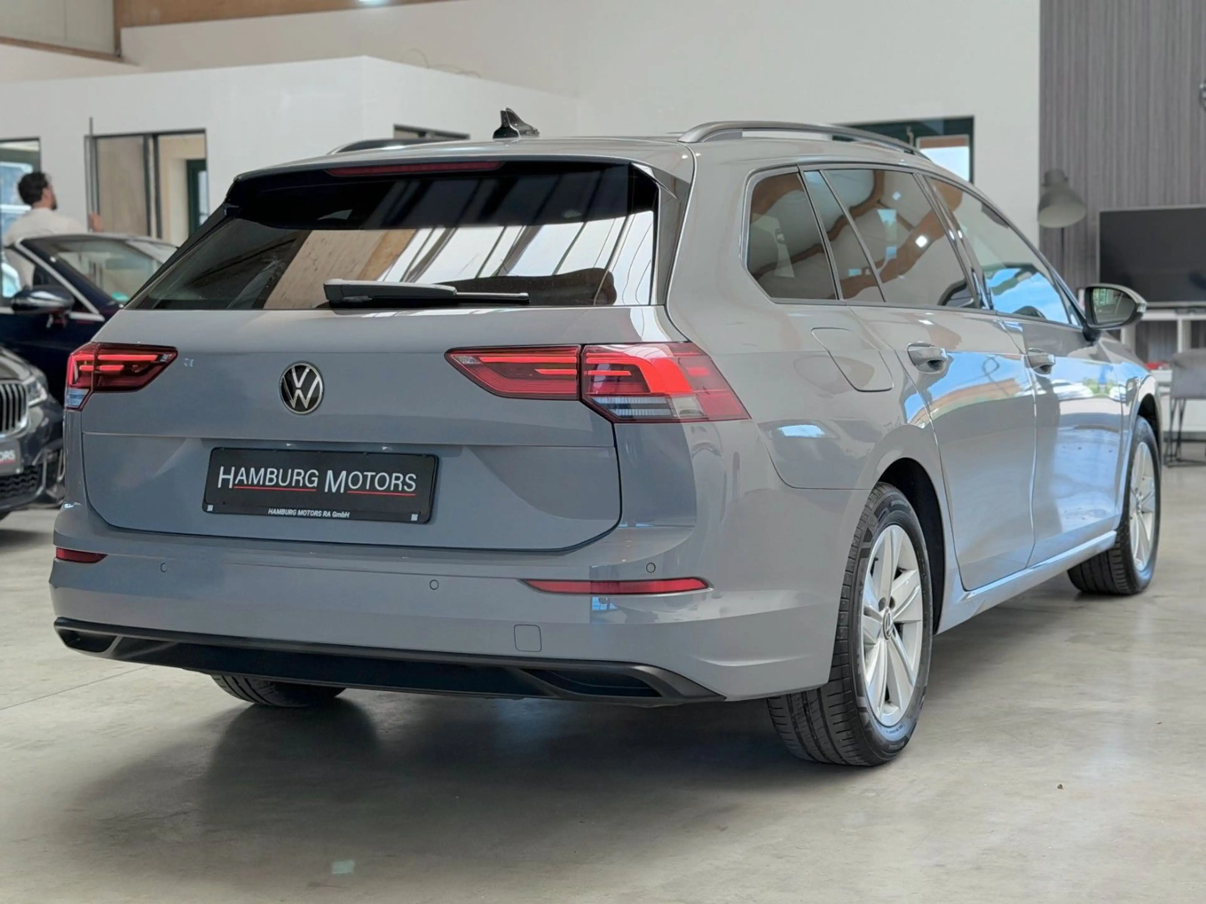 Volkswagen Golf 8 VIII Variant 2.0 TDI SCR DSG Life AHK/LED — photo 5