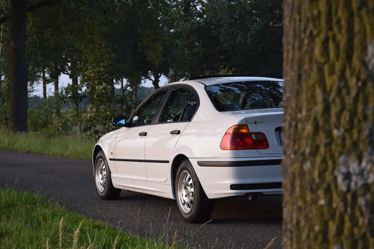 BMW 318 E46 Automatic – Alpinweiss 3 – 134.062km, foto 6