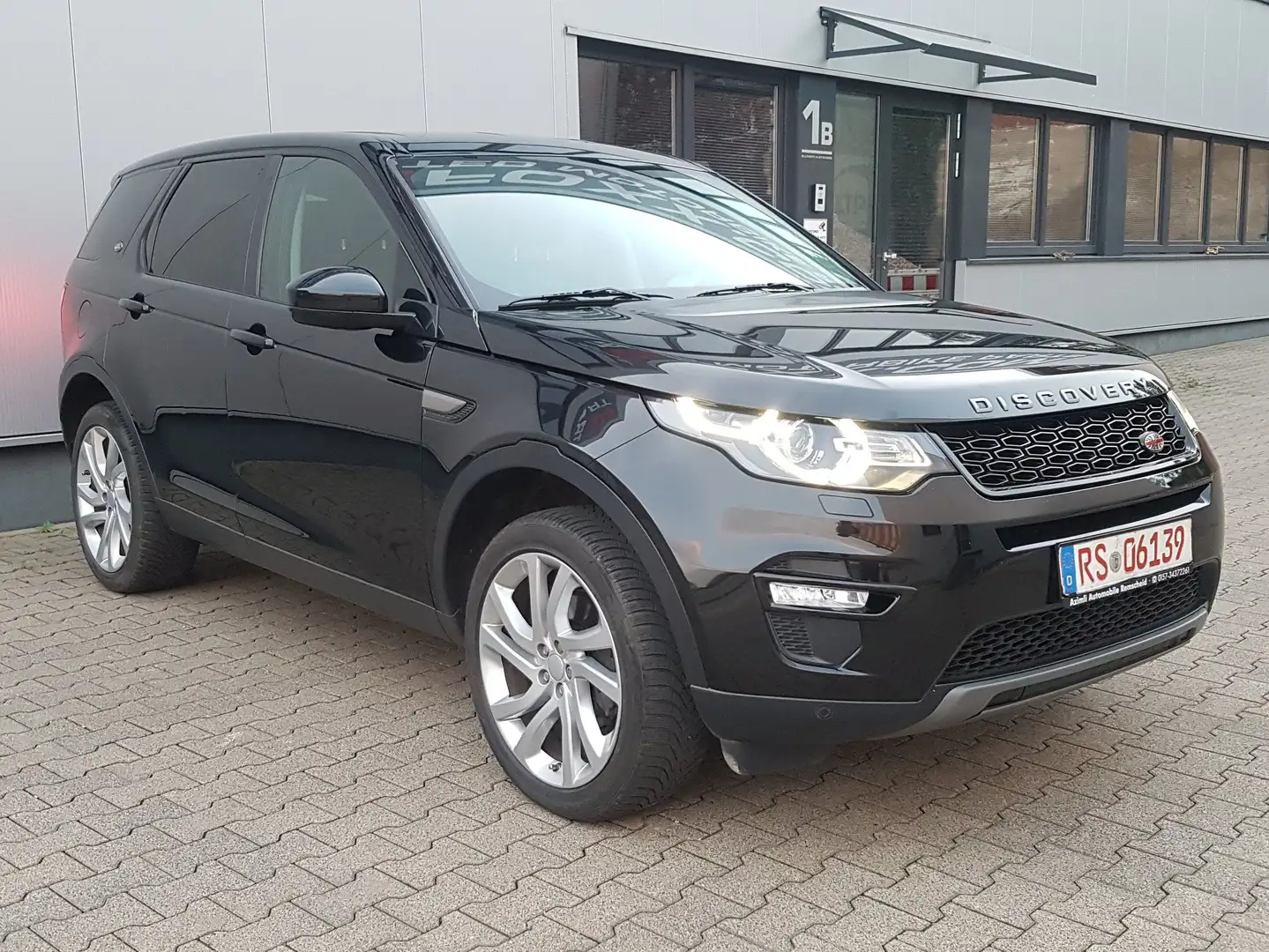 Land Rover Discovery Sport TD4 Aut. HSE Luxury Nero - 1