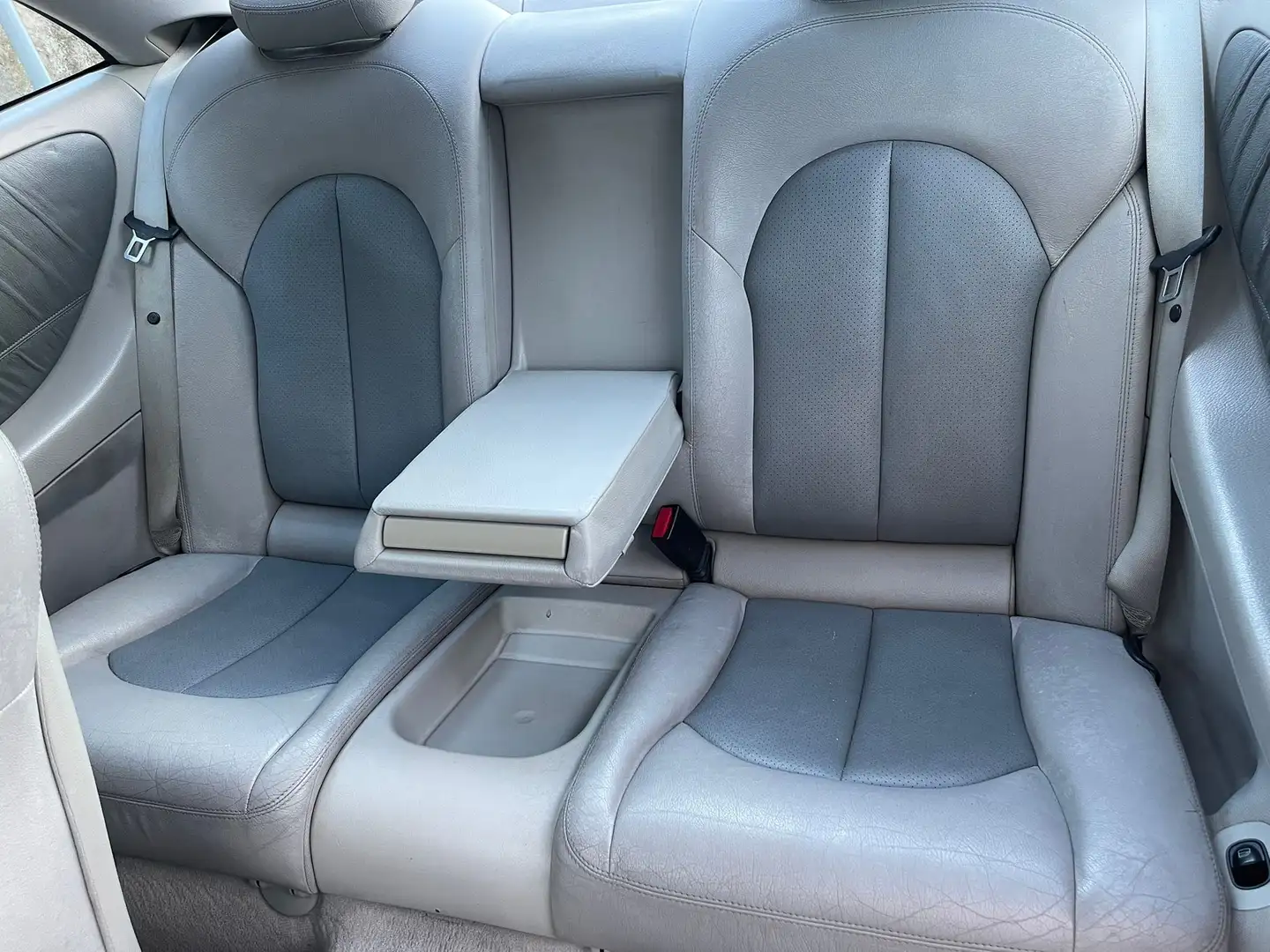 Mercedes-Benz CLK 240 Avantgarde - 2