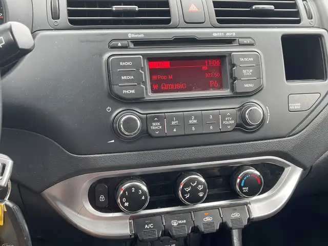 Kia Rio view 7