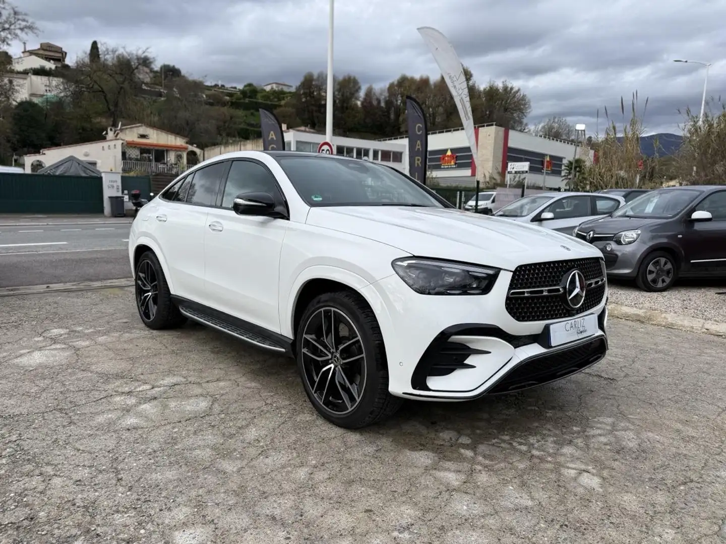 Mercedes-Benz GLE 350 GLE Coupé 350 de Amg Line 4-Matic BVA 9G-Tronic Weiß - 1