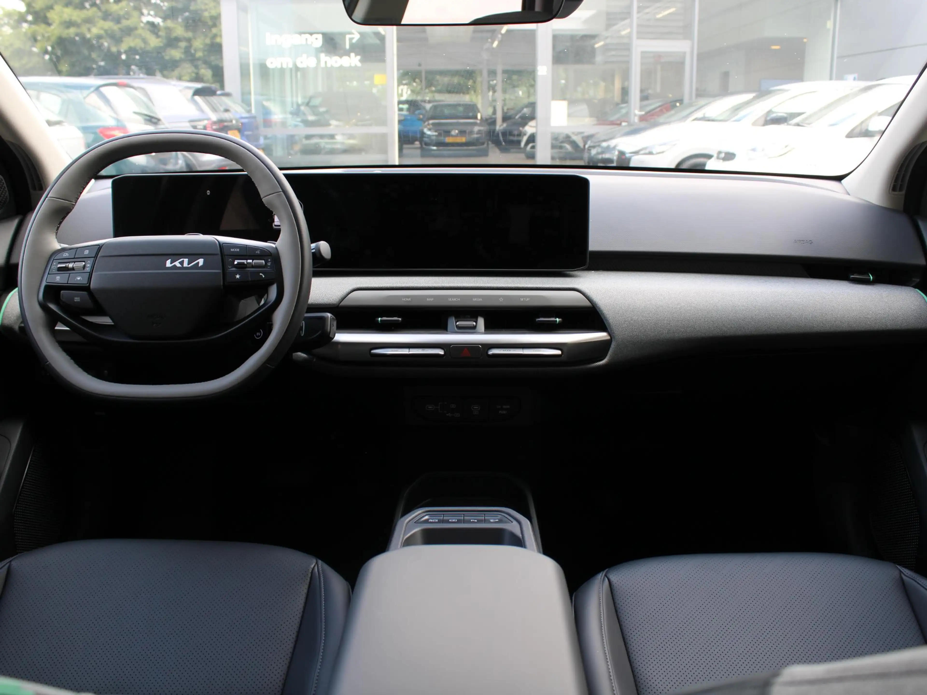 Kia EV4 Plus Advanced 58.3 kWh | PANORAMSICH SCHUIFDAK | H — photo 11