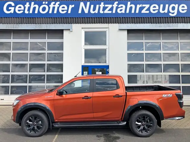 Isuzu D-Max Double Cab V-Cross AT + SOFORT +