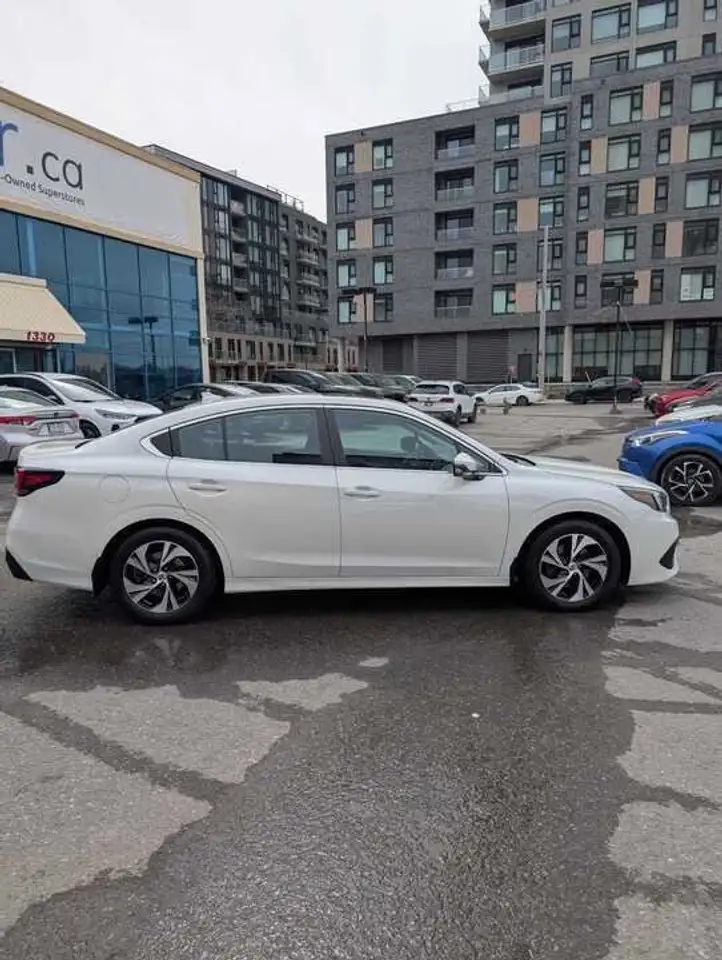Subaru Legacy снимка Subaru Legacy