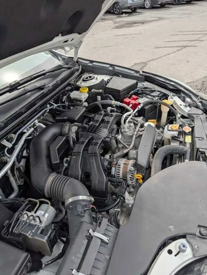 Subaru Legacy снимка Subaru Legacy