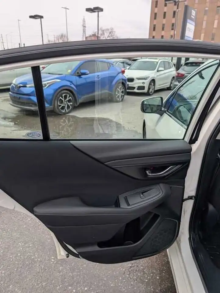 Subaru Legacy снимка Subaru Legacy