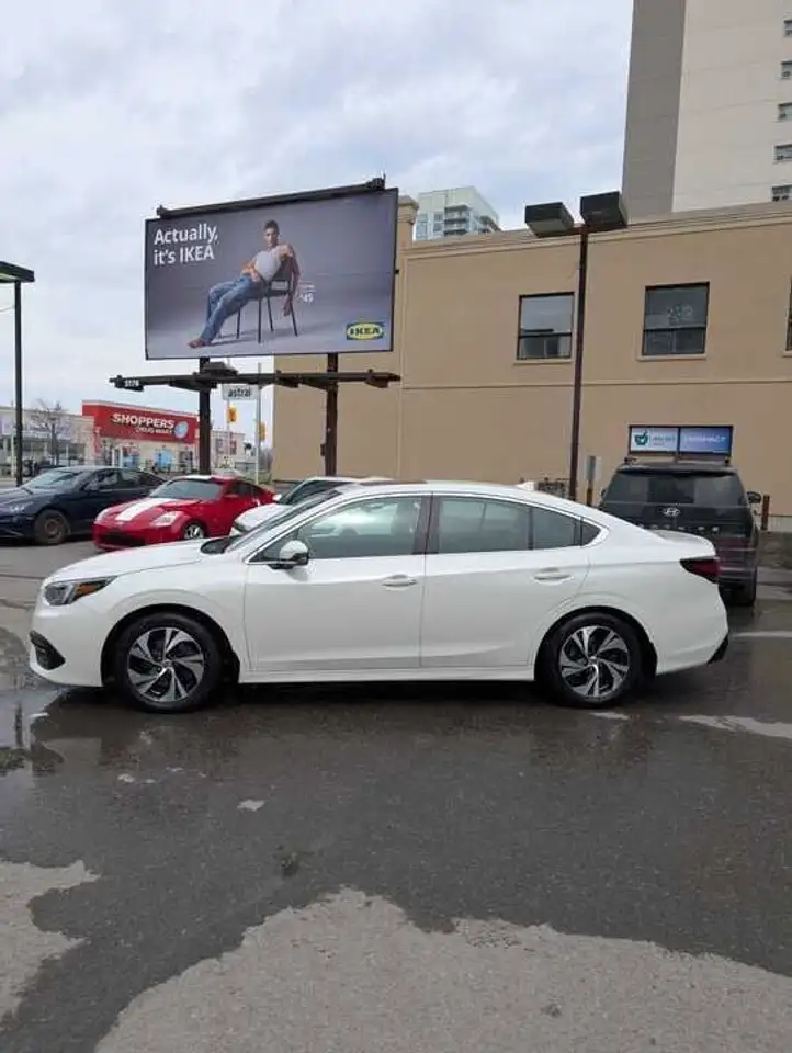 Subaru Legacy снимка Subaru Legacy