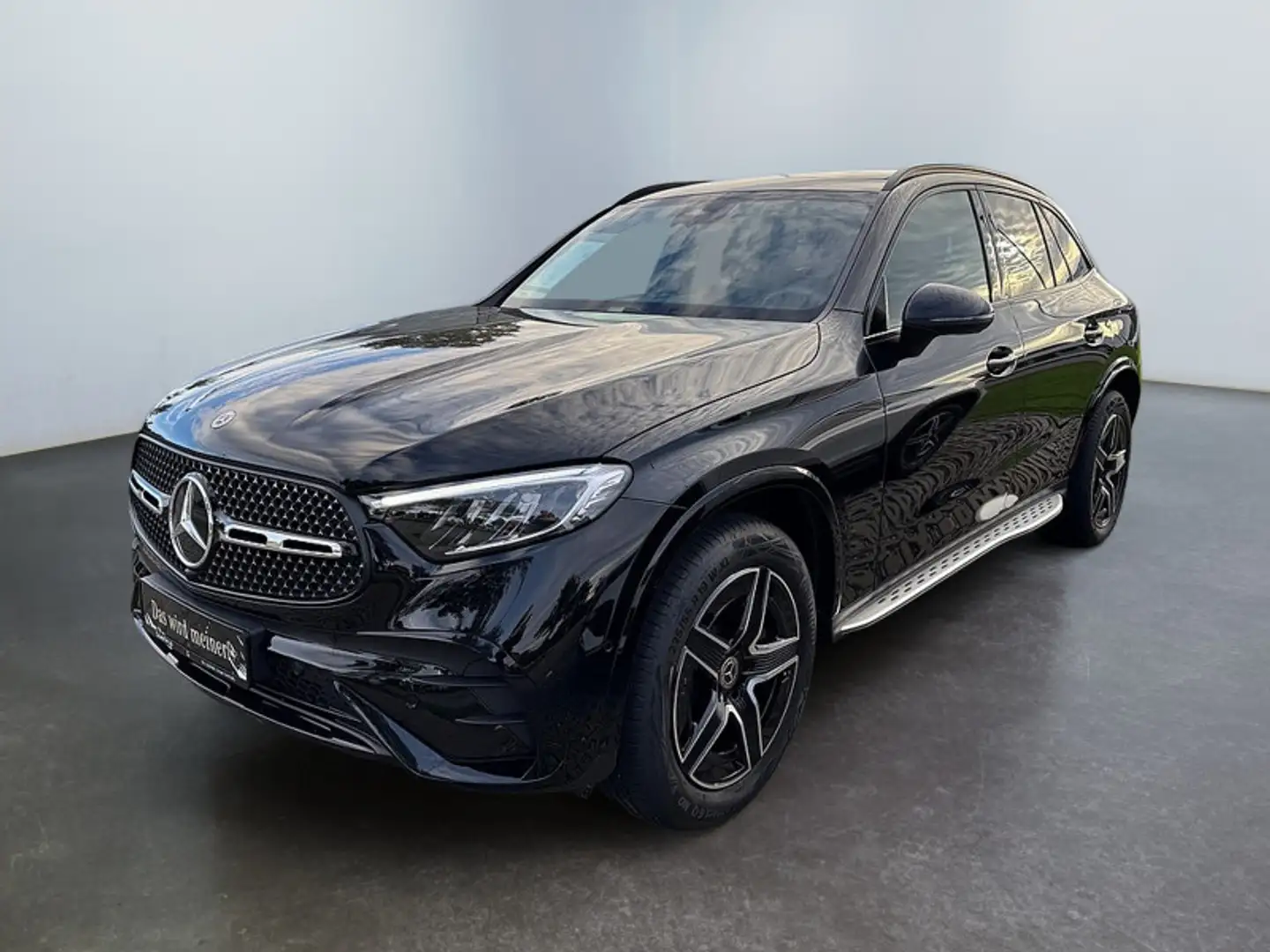 Mercedes-Benz GLC 300 e 4M , BURM AMG NIGHT SPUR PANO AHK PDC Schwarz - 2