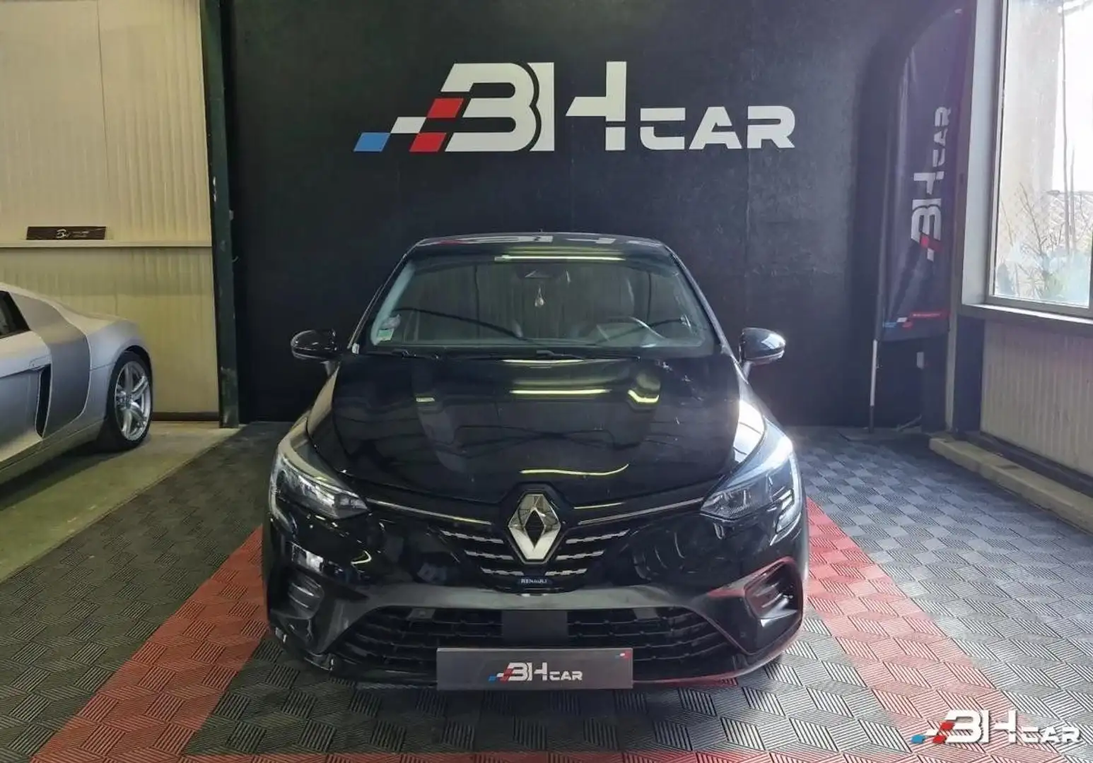 Renault Clio 1.6 E-TECH 145H 95 HYBRID FULL-HYBRID 1.2KWH TECHNO BVA Schwarz - 2