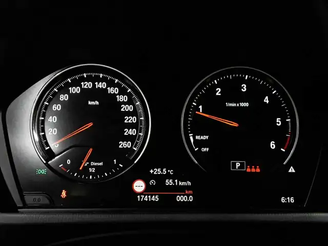BMW X1 view 13