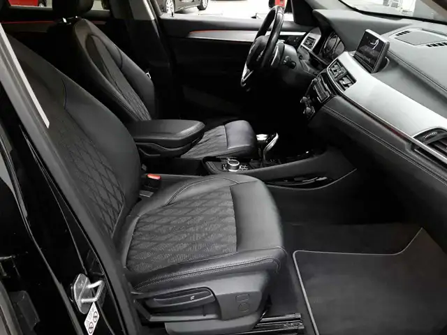 BMW X1 view 11