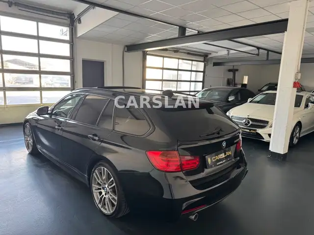 BMW 3 Series view 10