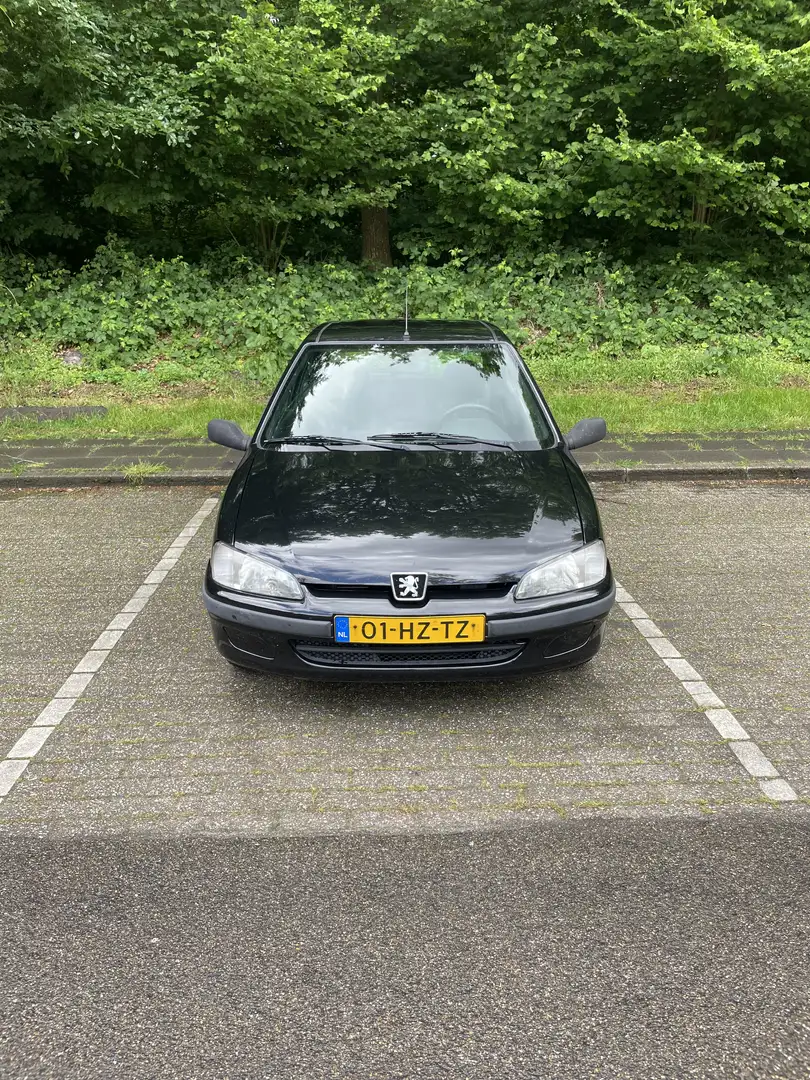 Peugeot 106 1.1 XT Černá - 2