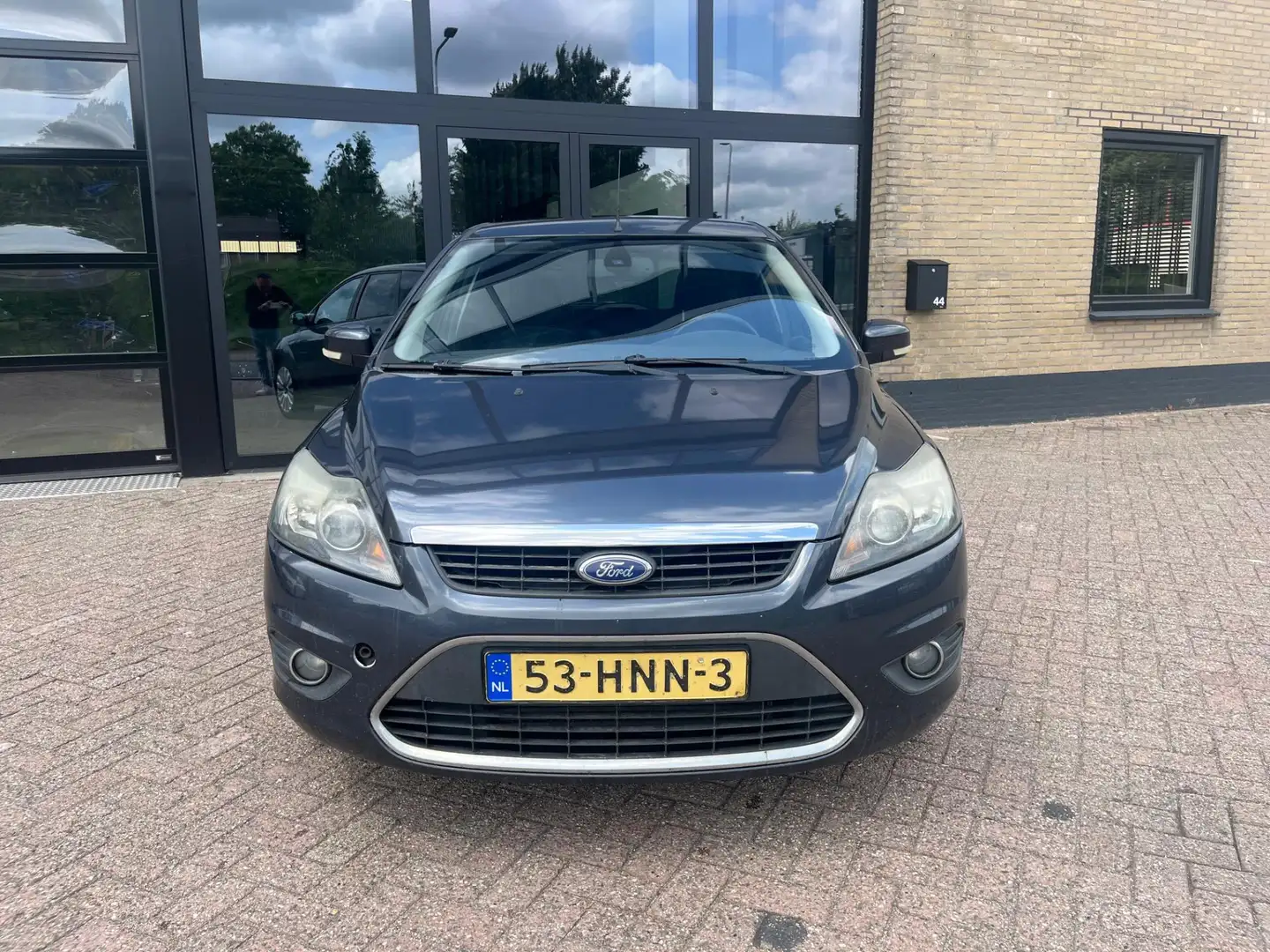 Ford Focus Wagon 1.6 TDCi Titanium , Airco ,Nieuwe APK Grijs - 2