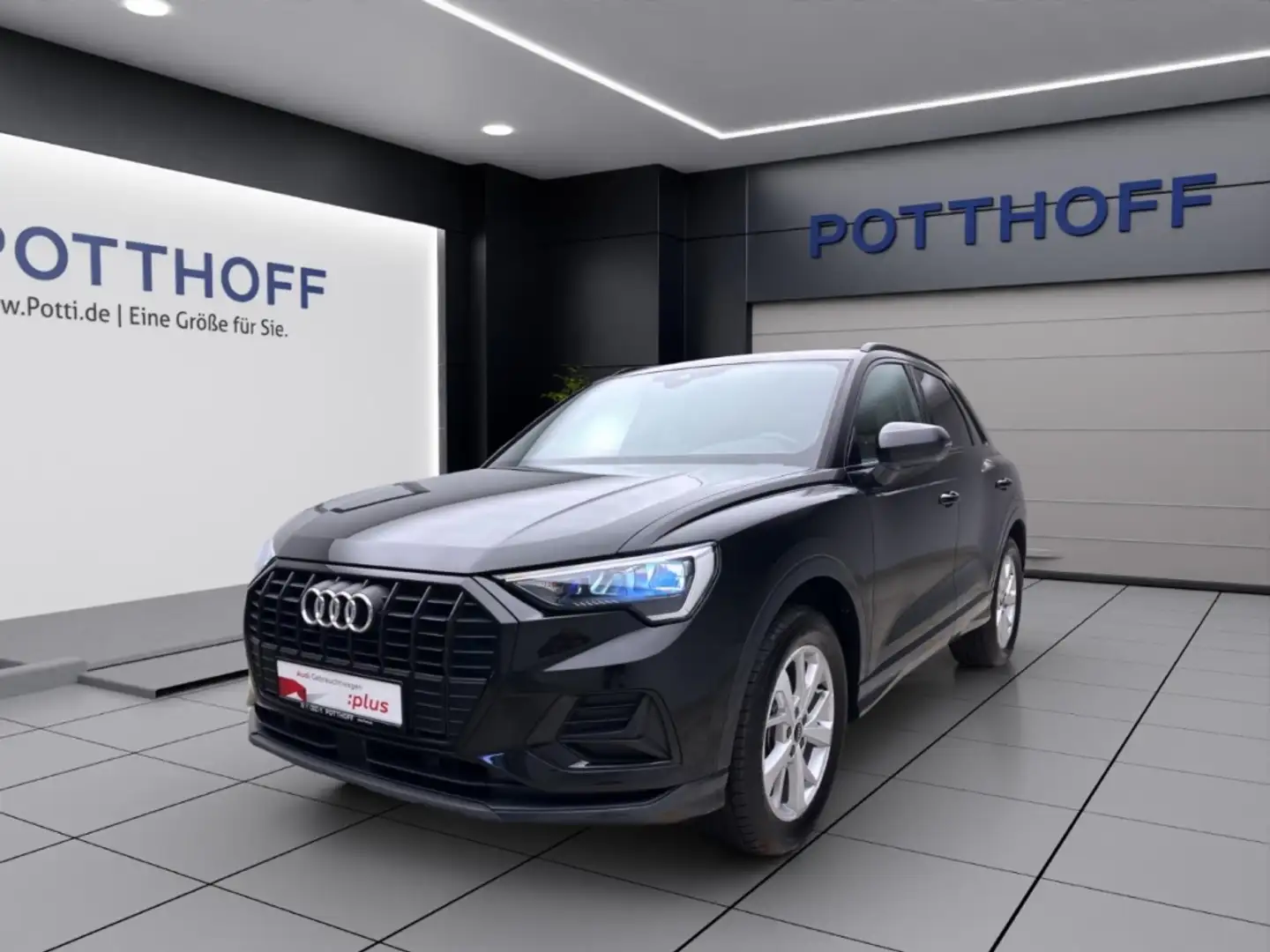 Audi Q3 1.5 TFSI ADVANCED KAMERA LM18 PDC NAVI+ Schwarz - 1