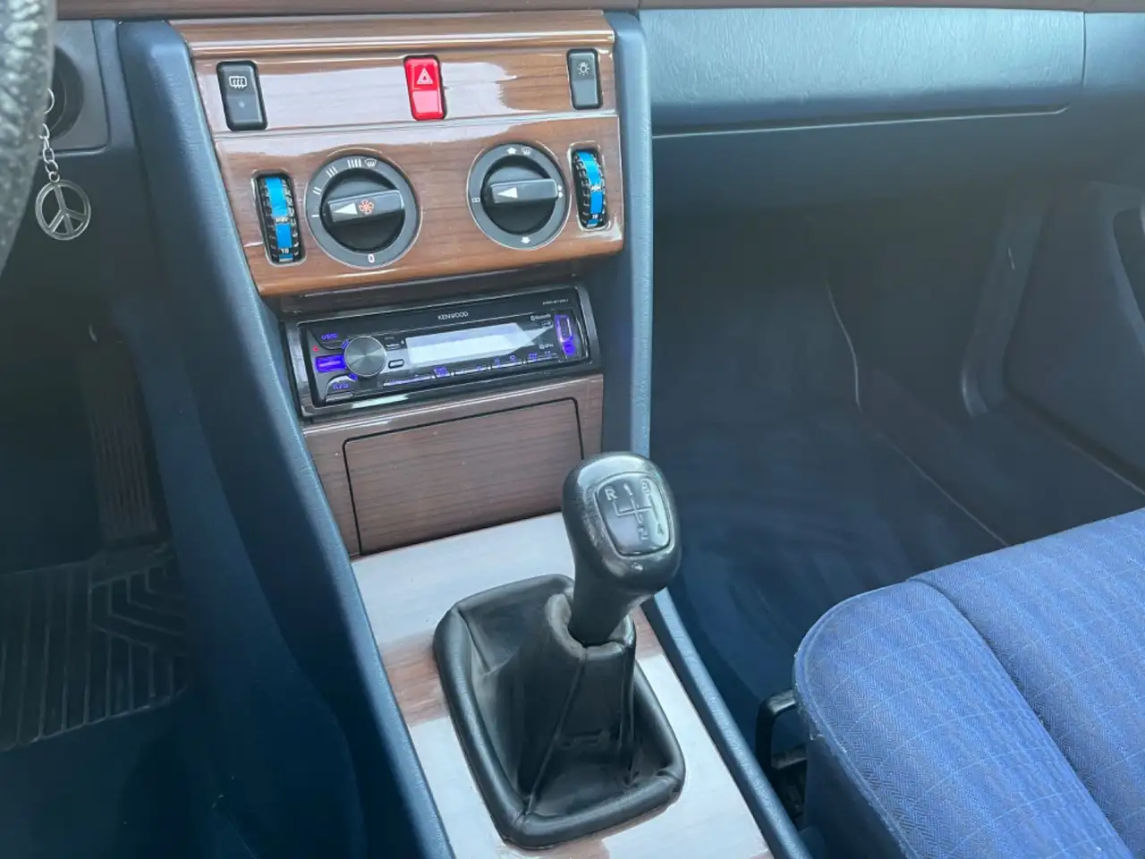 Mercedes-Benz E 200 Lim Schiebedach H-Zulassung Gelegenheit !!, foto 9