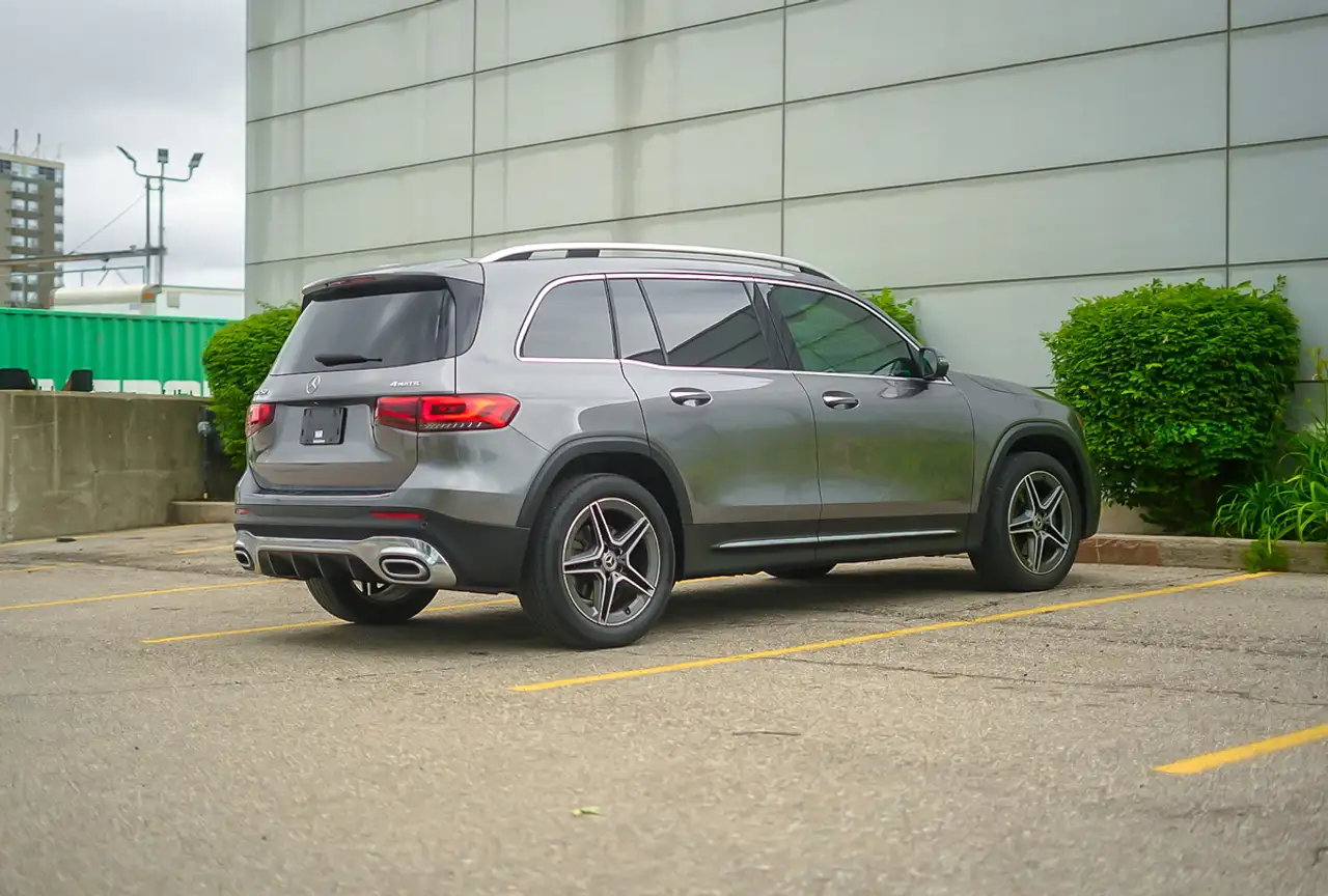 Mercedes-Benz GLB снимка Mercedes-Benz GLB