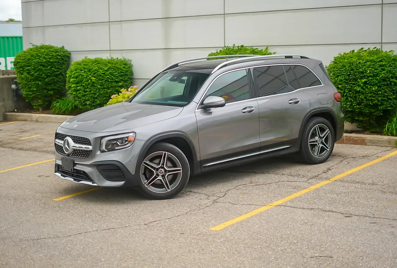 Mercedes-Benz GLB снимка Mercedes-Benz GLB