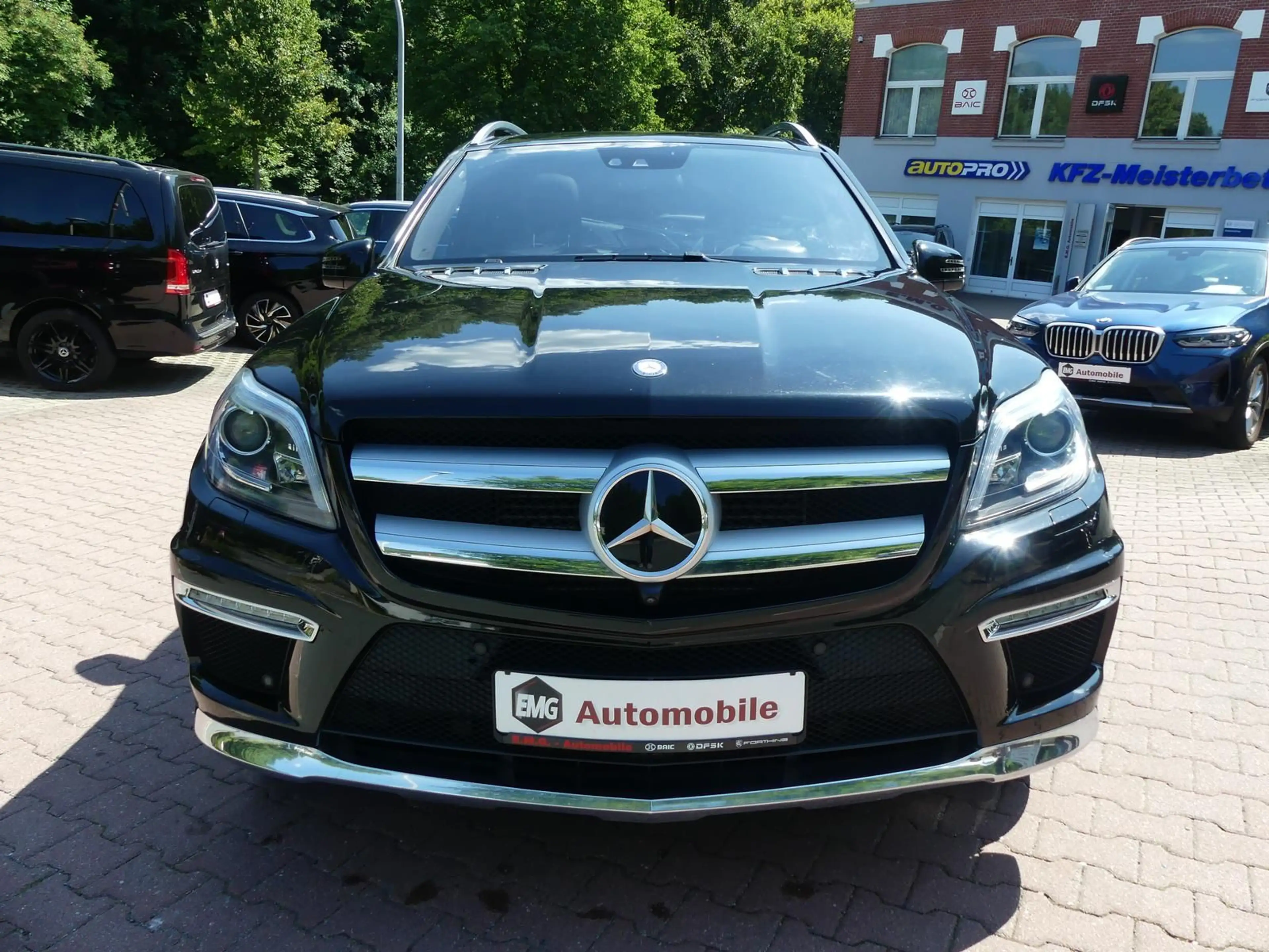 Mercedes-Benz GL 350 *AMG*4Matic*7 Sitze*Sitzbel*Leder*Kam*Pano — photo 2