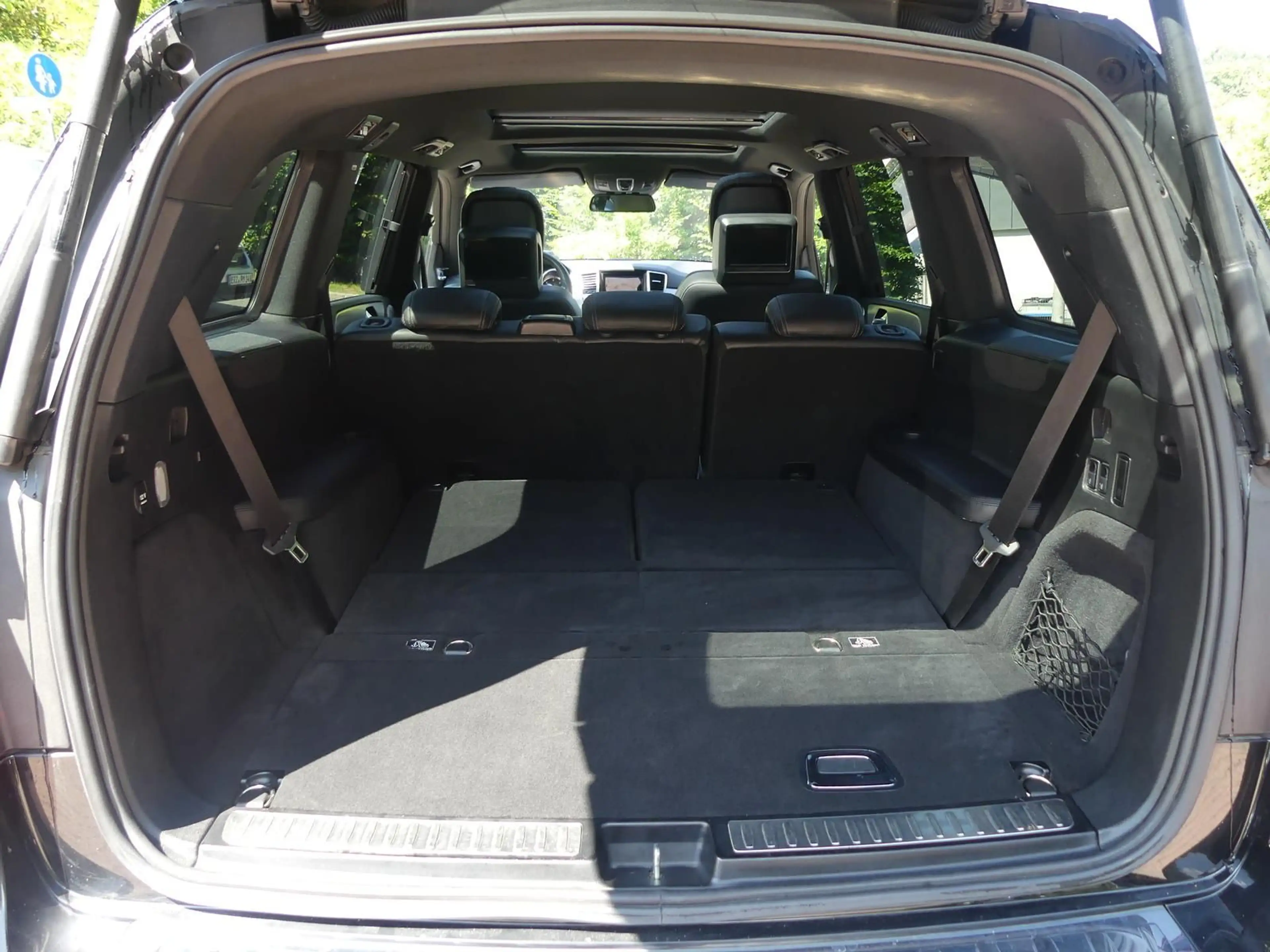 Mercedes-Benz GL 350 *AMG*4Matic*7 Sitze*Sitzbel*Leder*Kam*Pano — photo 9