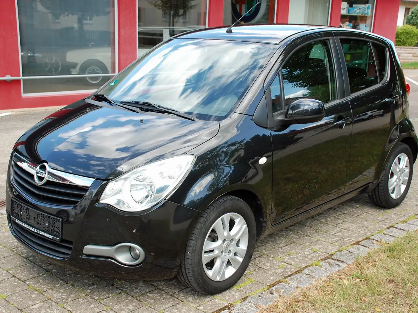 Opel Agila Edition Чорний - 1