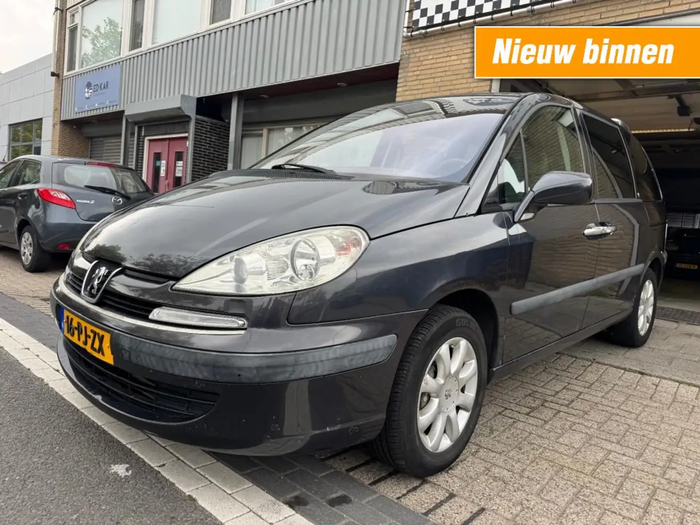Peugeot 807 3.0 ST Premium 7 pers LEER CLIMA ODC LMV RIJDT GOE Grijs - 1