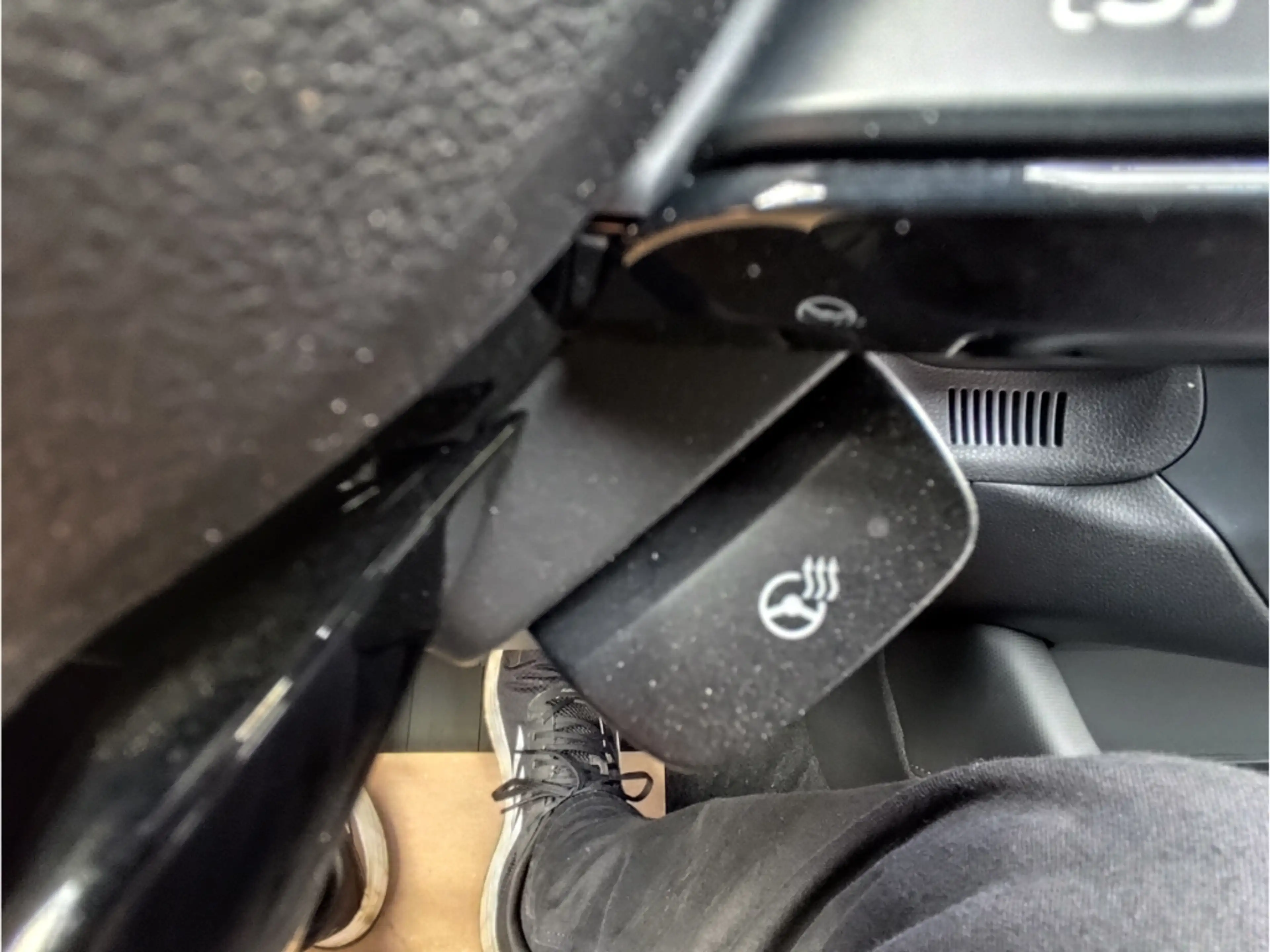 Subaru Forester 2.0ie Platinum Leder Schiebedach Navi — photo 9