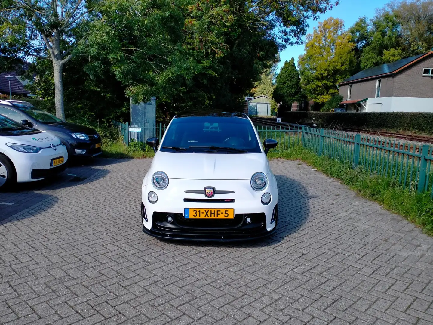 Fiat 500 Abarth 1.4-16V 180pk airco navi oz wielen sabelt interieu Wit - 2
