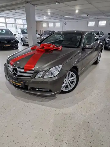 Mercedes-Benz E 250 Coupé E 250 CDI BlueEFFICIENCY AVANTG.