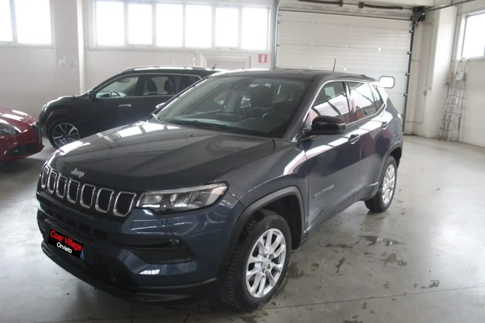 Jeep Compass 1.5 Turbo T4 130 CV MHEV 2WD Business AT7 Bleu - 1
