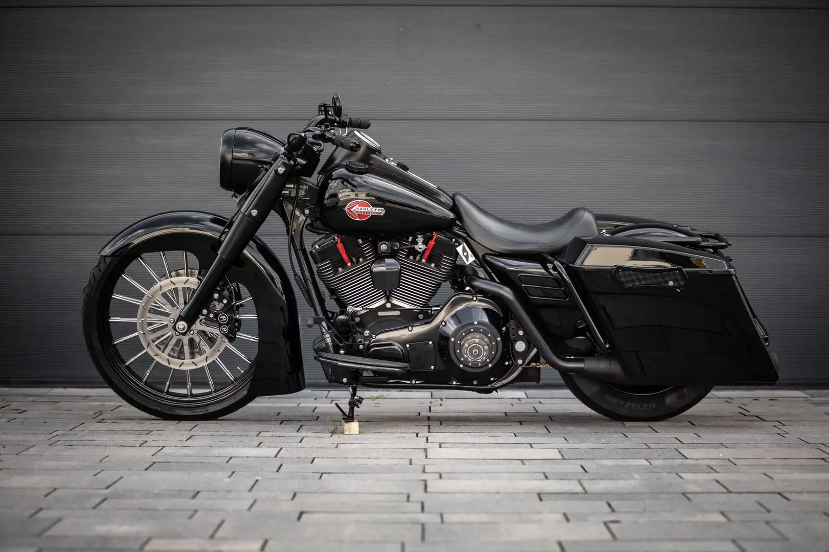 Harley-Davidson Road King Custome Siyah - 1