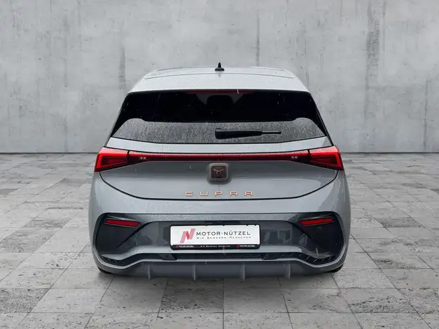 Cupra Born view 5