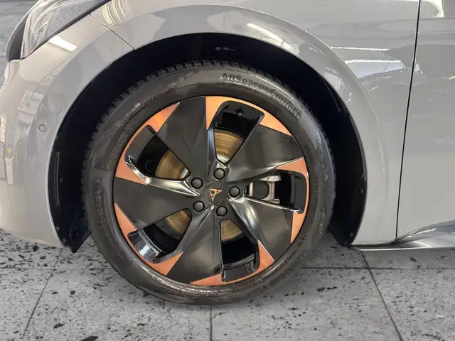 Cupra Born view 8