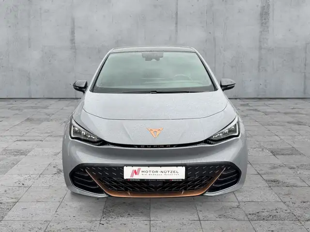 Cupra Born view 3