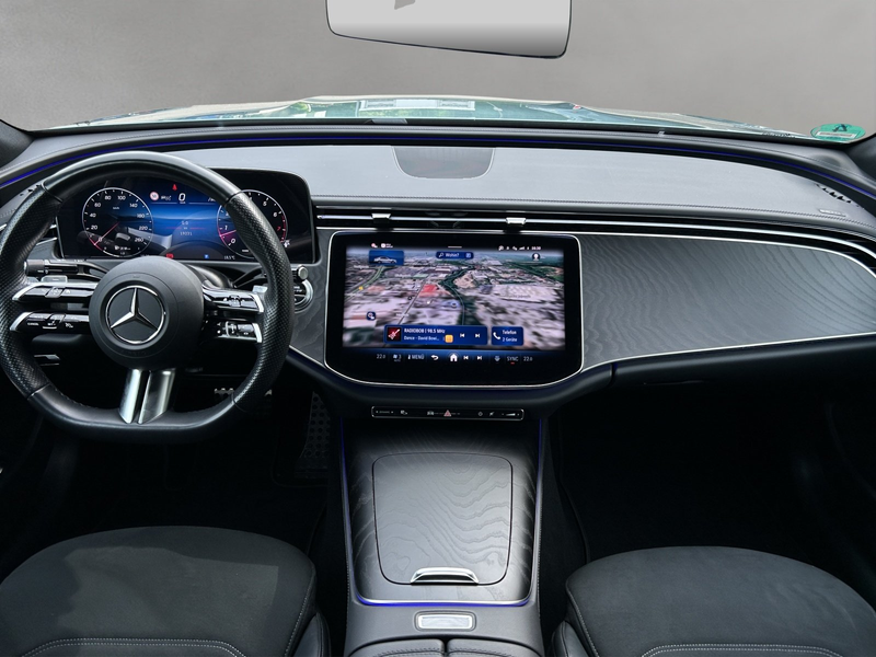 Mercedes-Benz E 200 AMG Pano DISTRO Kamera NIGHT KeyGO 19" — photo 11