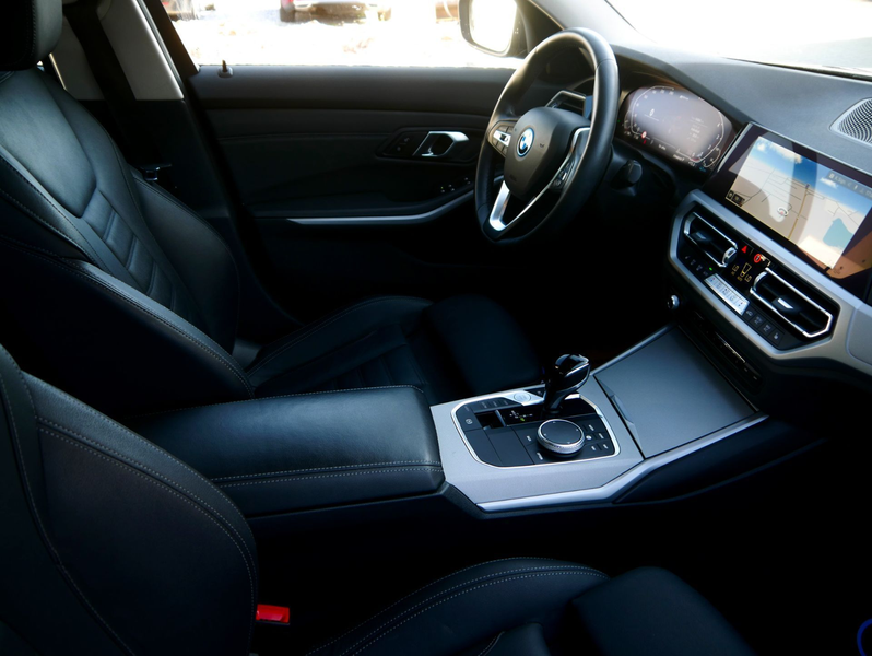 BMW 330 e PHEV xDrive Aut. — photo 11
