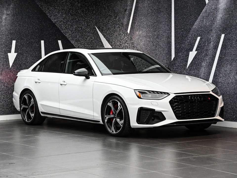 2023 Audi S4 TECHNIK //BLACK PACKAGE TECHNIK //BLACK PACKAGE