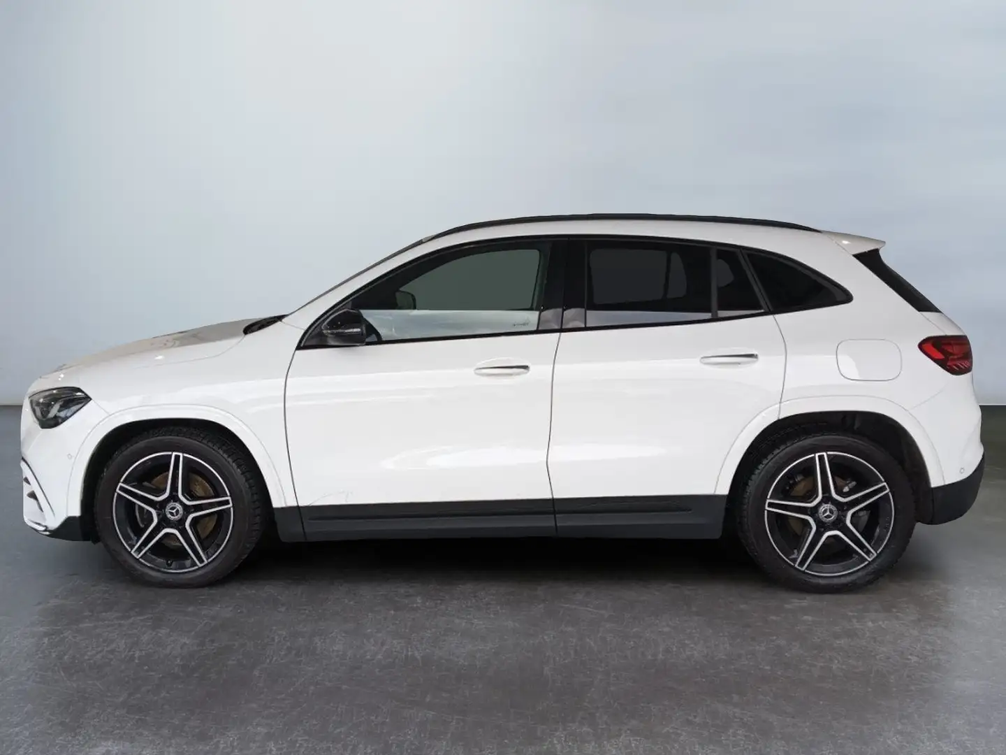 Mercedes-Benz GLA 200 GLA 200 d Automatic AMG Line Premium Plus Bianco - 2