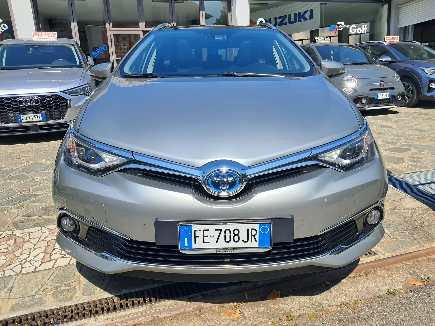 Toyota Auris Auris Touring Sports 1.8h Lounge cvt Argento - 1