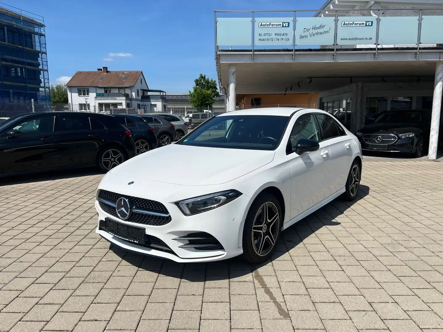 Mercedes-Benz A 250 e Sedan*MBUX*Night*Multibeam*Ambi*DAB*RCAM Wit - 1