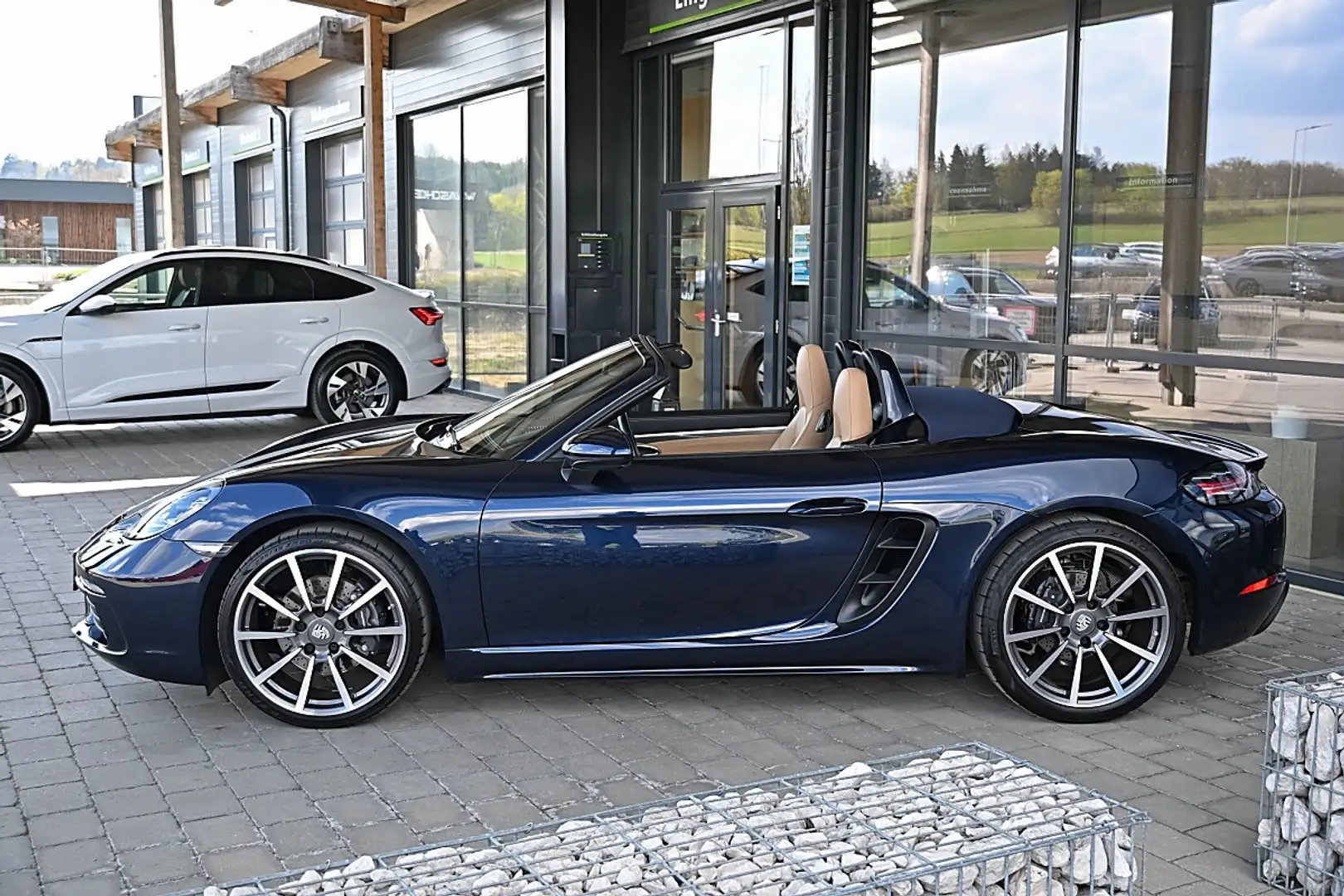 Porsche Boxster 718 Boxster DSG 20" LED, Navi PCM, SportAGA, To... Blau - 2