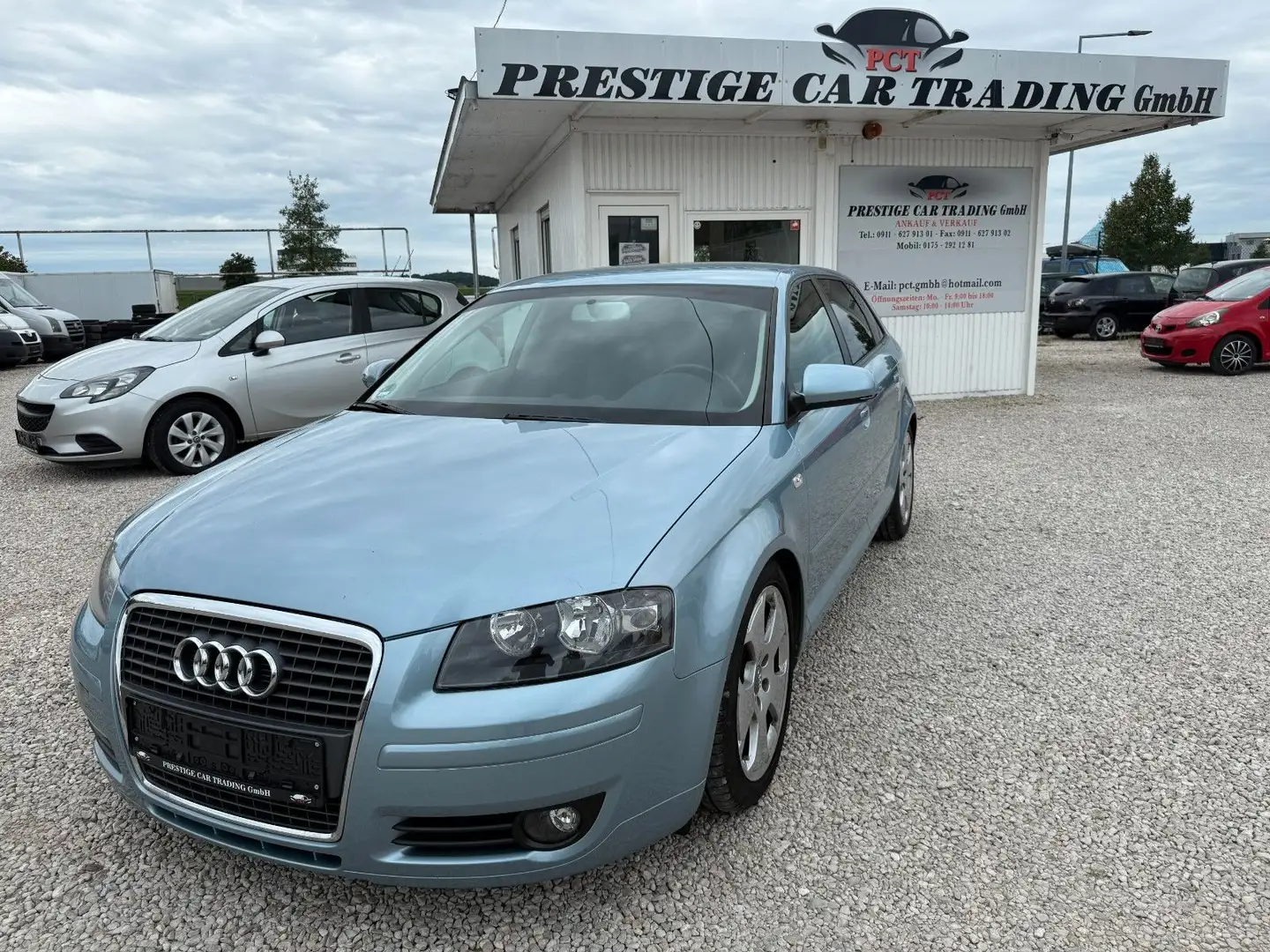 Audi A3 Sportback 1.8 TFSI Ambition Blau - 1