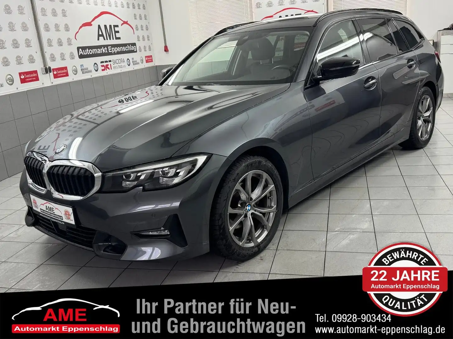 BMW 318 d Touring Sport Line *Livecockpit|AHK|ACC* Grau - 1