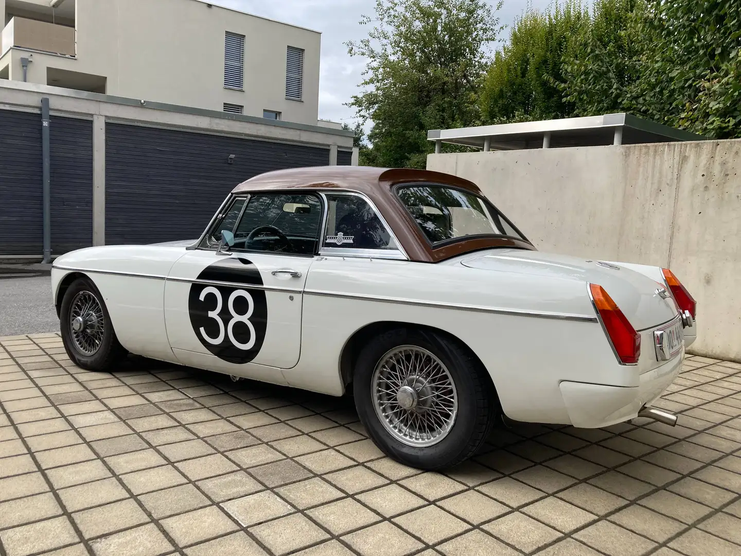 MG MGB Weiß - 2