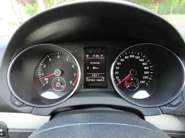 Volkswagen Golf view 11