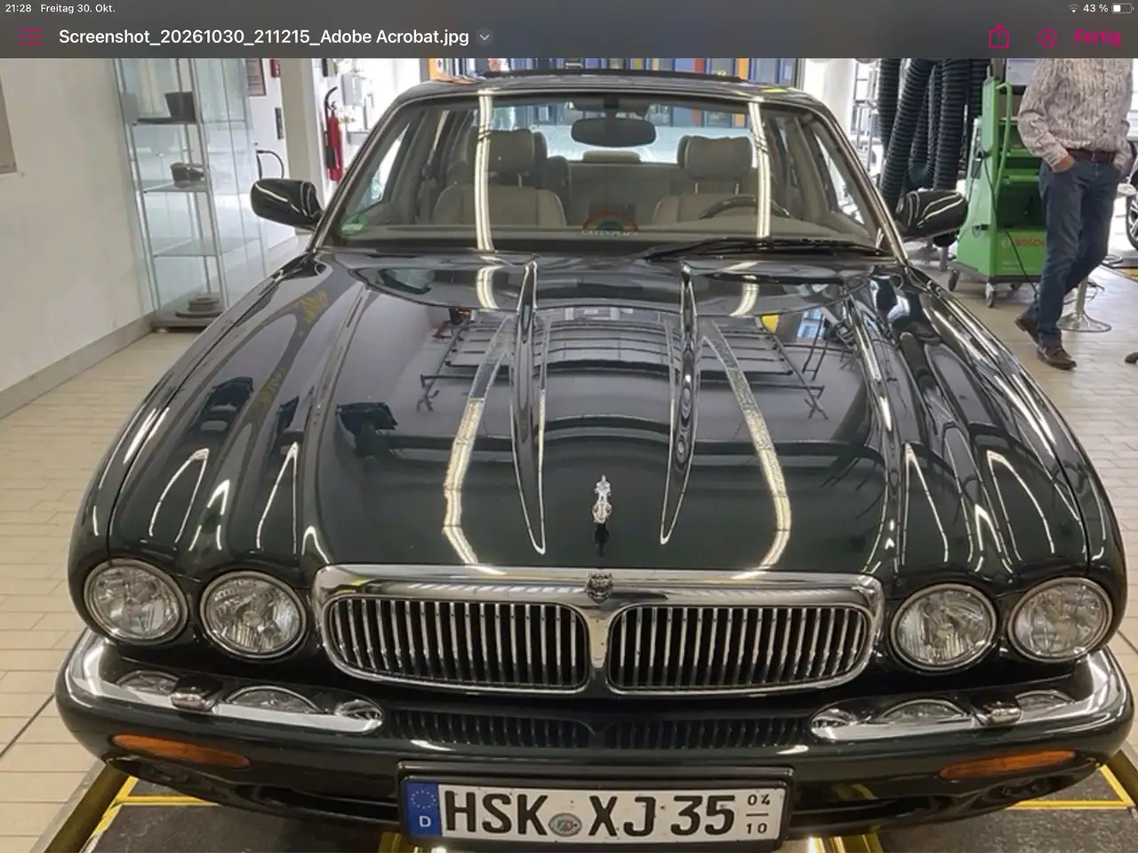 Jaguar XJ8