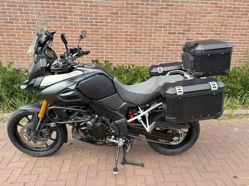 Suzuki V-STROM 1000 - foto 3