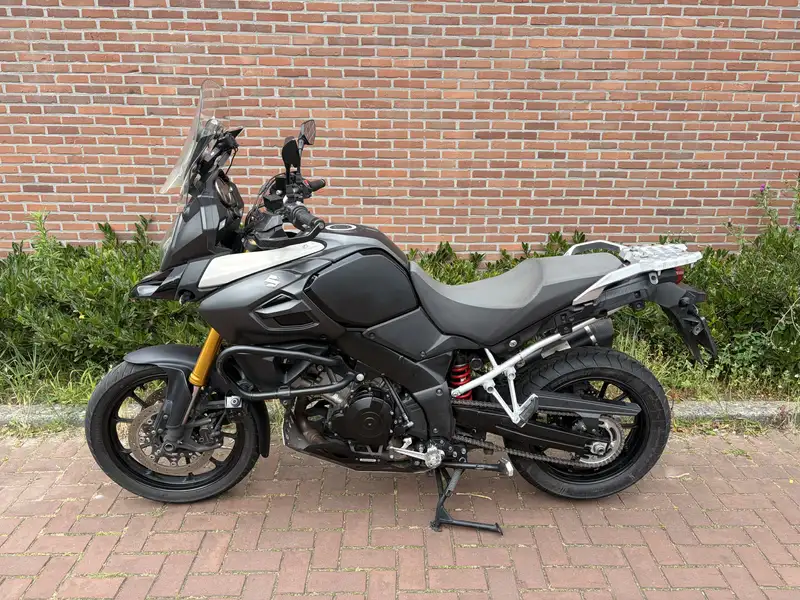 Suzuki V-STROM 1000 - foto 8