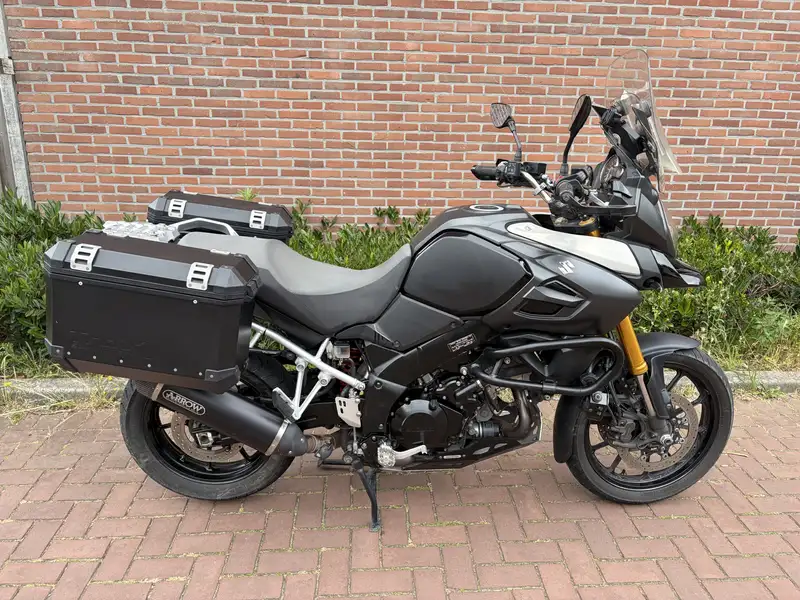 Suzuki V-STROM 1000 - foto 6